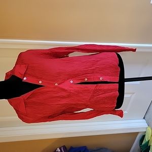 Crinkled style 🔥 hot red blouse!